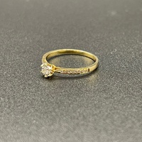 Ladies 18ct Yellow Gold Natural Diamond Ring