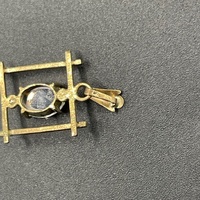 Ladies 9ct Yellow Gold Blue Opal Stone Pendant