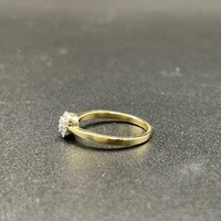 Ladies 10ct Yellow Gold Natural Diamond Cluster Ring