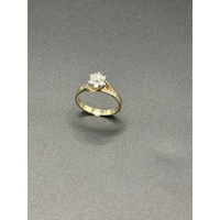 Ladies 9ct Yellow Gold Diamond Cluster Ring