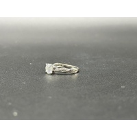 Ladies 10ct White Gold Cubic Zirconia Ring