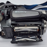 Sony DCR-TRV7E PAL Classic 90s LCD Mini DV Tape Camcorder Parts Only