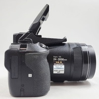 Nikon COOLPIX P900 16MP 83x Optical Zoom Digital Camera Kit