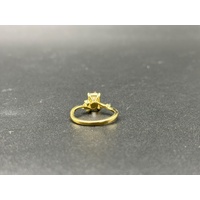  Ladies 9ct Yellow Gold Lab Grown Diamond Ring