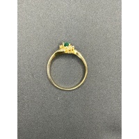 Ladies 18ct Yellow Gold Green Stone & Diamond Ring