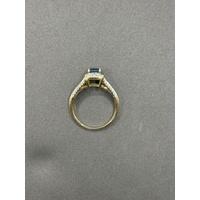 Ladies 9ct Yellow Gold Aquamarine & Diamond Ring
