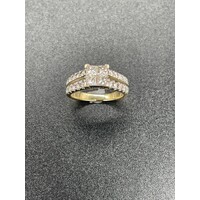 Ladies 9ct Yellow Gold Diamond Ring (Pre-Owned)