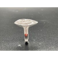 Ladies 18ct White Gold Diamond Cluster Ring Fine Jewellery 9.2 Grams Size UK R
