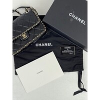 Chanel Black Quilted Calfskin Medium Running Chain Flap HandBag (Pre-owned)