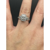 Ladies 9ct White Gold Diamond Ring