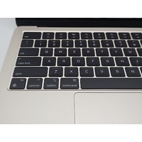 Apple MacBook Air 13.6 Inch 2022 with M2 Chip 256GB SSD 8GB RAM macOS Sonoma