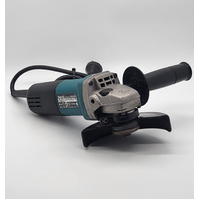 Makita 9555HN 710W 220-240V 125mm Corded Electric Angle Grinder with Case