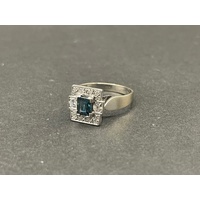 Ladies 18ct White Gold Diamond and Sapphire Ring