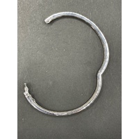Ladies 925 Sterling Silver Oval Hinged Cubic Zirconia Bangle