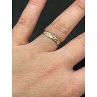 Ladies 9ct Yellow Gold Star Pattern Ring