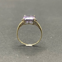 Ladies 9ct Yellow Gold Purple Gemstone Ring
