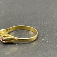Ladies 18ct Yellow Gold Red Gemstones and Diamonds Ring