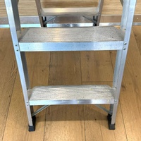Gorilla SM004-PBK 4 Step Industrial Double Sided Ladder 1.15m 150kg Max