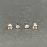 Ladies 18ct White Gold Natural Diamond Stud Earrings