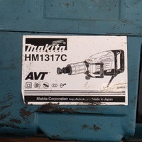 Makita HM1317C 1510W 17kg Demolition Jack Hammer in Makita Roller Case