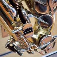 Buescher Aristocrat 200 Alto Saxophone Vintage Year 1978 with Case