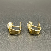 Ladies 18ct Yellow Gold Natural Diamond Earrings