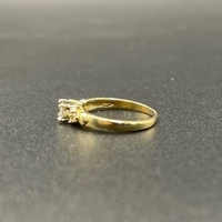 Ladies 18ct Yellow Gold Natural Diamond Ring