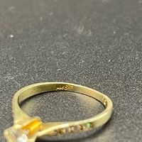 Ladies 14ct Yellow Gold Natural Diamond Ring