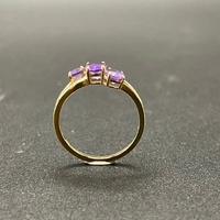 Ladies 9ct Yellow Gold Purple Gemstone Ring