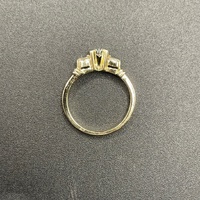 Ladies 14ct Yellow Gold Natural Diamond Ring