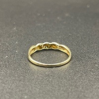 Ladies 9ct Yellow Gold Diamond Twist Pattern Ring