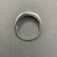 Ladies 18ct White Gold Multi Diamond Row Ring