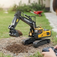 Yi Gong Toys BC1043 11CH R/C 2.4GHz Remote Control Excavator