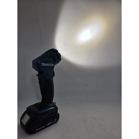 Makita DML815 18V LXT LED Cordless Torch Flashlight 160lm with Battery