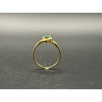Ladies 18ct Yellow Gold Green Stone & Diamond Ring