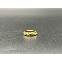 Ladies 18ct Yellow Gold Diamond Patterned Band Ring