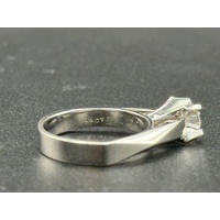 Ladies 18ct White Gold Diamond Solitaire Ring