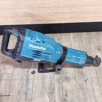 Makita HM1317C 1510W 17kg Demolition Jack Hammer with Breaker Bit and Case