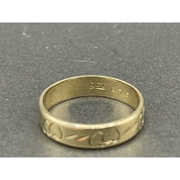 Unisex 9ct Yellow Gold Heart Print Band Ring