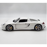 AUTOart Millennium Porsche Carrera GT 1:18 Diecast Model Car Collectible
