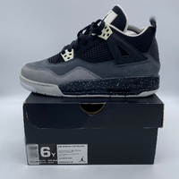 Air Jordan 4 Retro “Fear" (GS) 626970-030 Size 6Y (Pre-owned)
