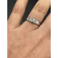 Ladies 18ct White Gold Diamond Ring (Pre-Owned)
