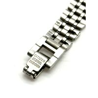 Citizen Quartz Japanese Movement Silver Tone Stainless Steel Watch (Pre-owned)