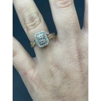 Ladies 9ct Yellow Gold Diamond Cluster Ring