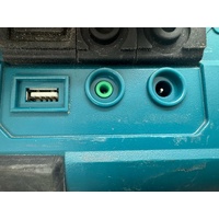 Makita DMR200 18V-12V Max Li-ion CXT Cordless Bluetooth Speaker Skin Only