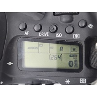 Canon EOS 90D DSLR Camera DS126801 with EFS 18-55mm Lens and Charger