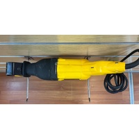 DeWalt DW304P-XE 29mm 230V 1050W Reciprocating Saw with Hard Case and Manual