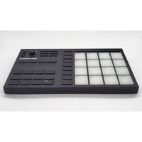 Native Instruments Maschine Mikro MK3 Drum Machine Controller and Sampler