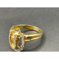 Mens 18ct Yellow Gold Horse Cubic Zirconia Ring
