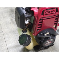 Honda UMS425U 4 Stroke Whipper Snipper
